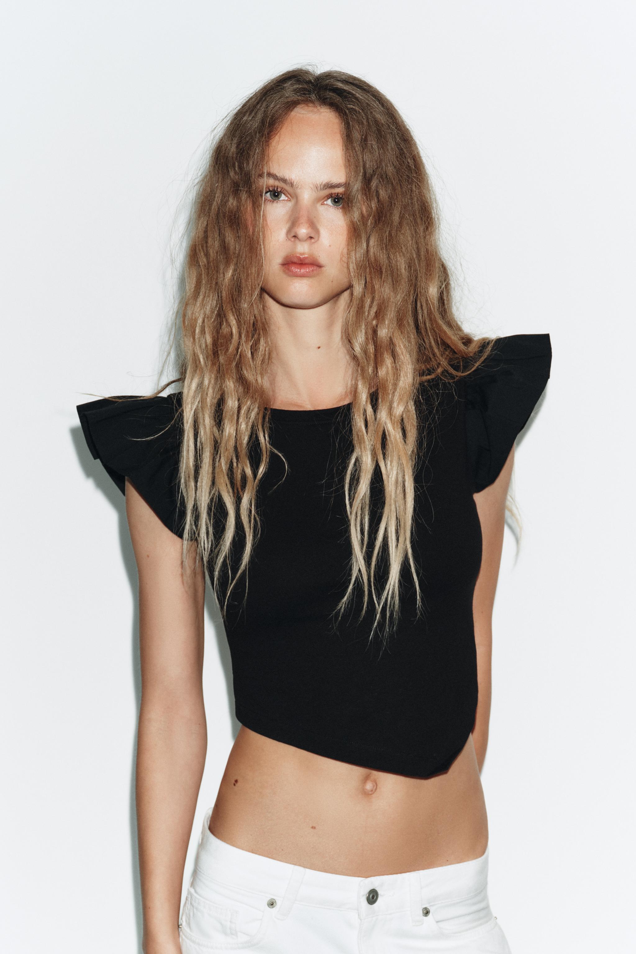 SHORT SLEEVE RUFFLE T-SHIRT